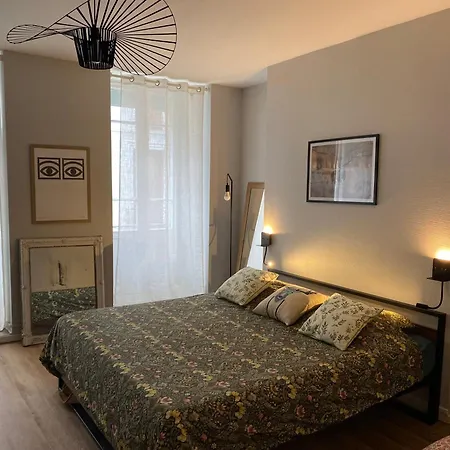 Holiday home Chez Harry, Le Manoir Magique, & Week-ends Enchantes, Sejours, Anniversaires, Noel & Halloween, Ideal Familles Et Curistes *