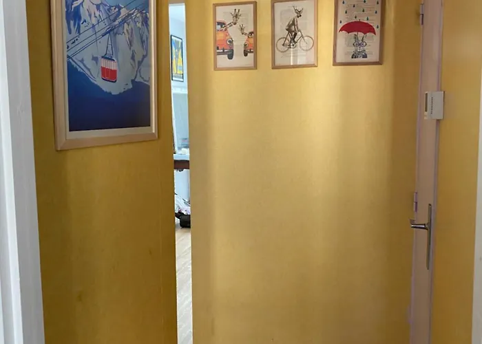 Holiday home Chez Harry, Le Manoir Magique, & Week-ends Enchantes, Sejours, Anniversaires, Noel & Halloween, Ideal Familles Et Curistes Bagneres-de-Luchon