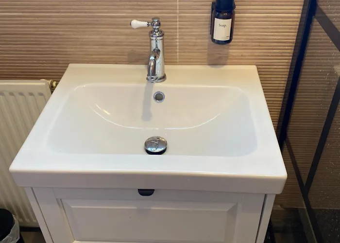 Chez Harry, Le Manoir Magique, & Week-ends Enchantes, Sejours, Anniversaires, Noel & Halloween, Ideal Familles Et Curistes Bagneres-de-Luchon